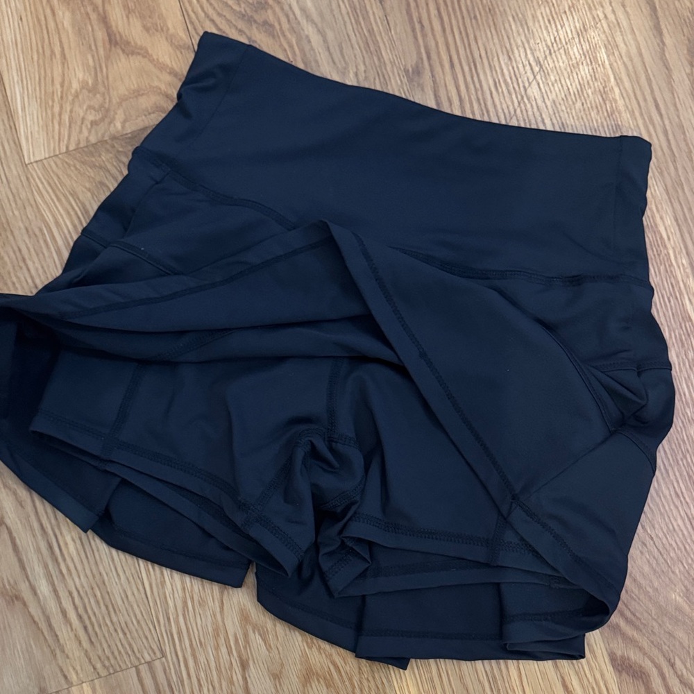 Elegant Black Women's Skorts - Picture 2 of 4